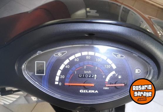 Motos - Gilera Smash full 2023 Nafta 1022Km - En Venta