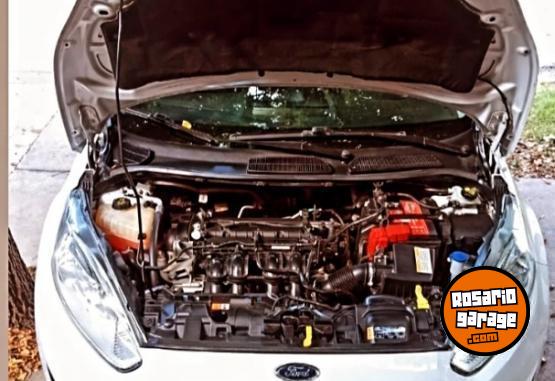 Autos - Ford Kinetic SE 2016 Nafta 78000Km - En Venta