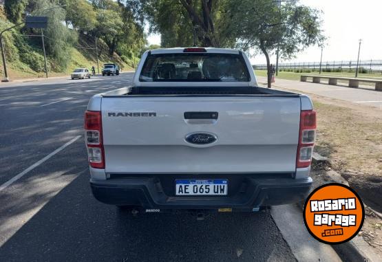 Camionetas - Ford Ranger 2019 Diesel 145000Km - En Venta