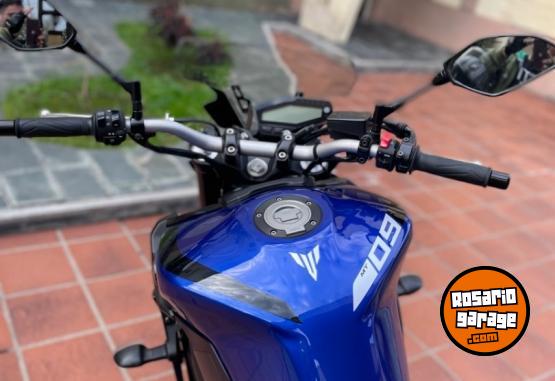Motos - Yamaha MT 09 2017 Nafta 11000Km - En Venta