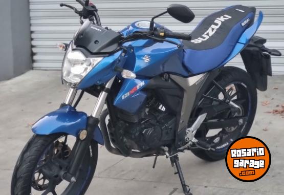 Motos - Suzuki Gixxer 2018 Nafta 21000Km - En Venta