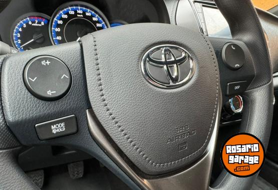 Autos - Toyota YARIS XS 5 PTAS 1.5L N. 2024 Nafta 0Km - En Venta