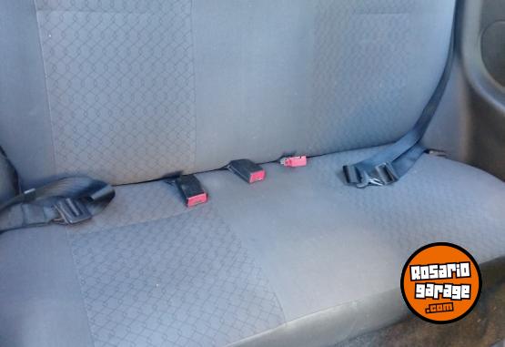 Autos - Fiat Palio 2004 GNC 200000Km - En Venta