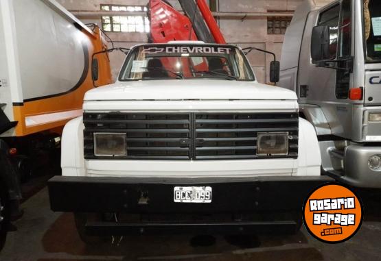 Camiones y Gras - CHEVROLET 14000 TD - CON HIDROGRUA - 1996 - En Venta