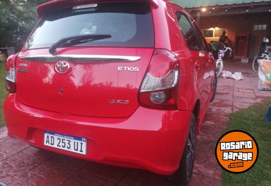 Autos - Toyota Etios 2018 Nafta 87000Km - En Venta