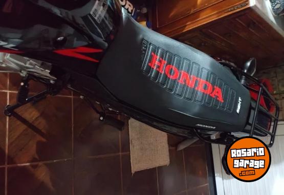 Motos - Honda Xr150 2024 Nafta 3000Km - En Venta