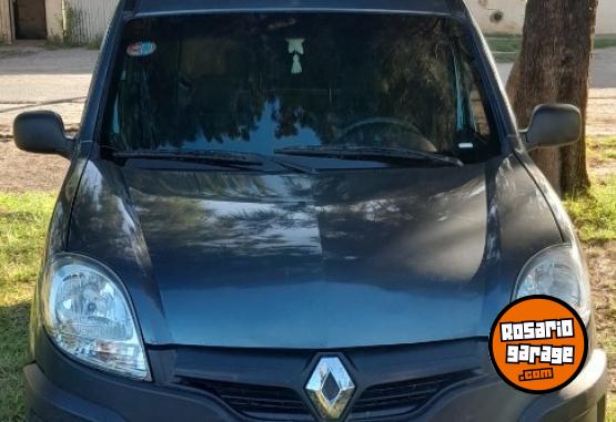 Utilitarios - Renault Kangoo 2017 GNC 270000Km - En Venta