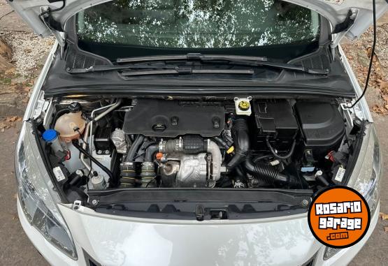 Autos - Peugeot 308 Fellin 2018 Diesel 85000Km - En Venta