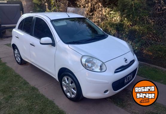 Autos - Nissan March Acenta 2014 Nafta 188000Km - En Venta