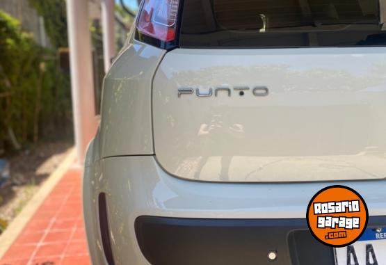 Autos - Fiat PUNTO SPORTING BLACKMOTIO 2016 Nafta 134000Km - En Venta