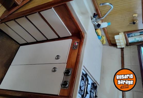 Embarcaciones - Crucero Panther 8,10 m eslora, manga 2,74m, motor diesel Perkins y lnea de eje. - En Venta