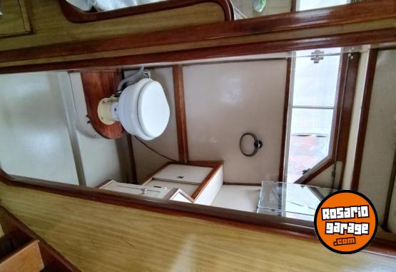 Embarcaciones - Crucero Panther 8,10 m eslora, manga 2,74m, motor diesel Perkins y lnea de eje. - En Venta