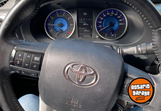 Camionetas - Toyota HILUX RSV 2017 Diesel 111111Km - En Venta