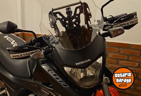 Motos - Honda Falcon 400 2016 Nafta 26000Km - En Venta