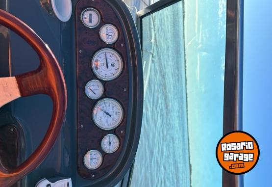 Embarcaciones - QuickSilver 1800 con Evinrude 135 HP - En Venta