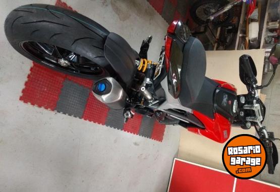 Motos - Ducati Hyperstrada 821 2015 Nafta 21800Km - En Venta