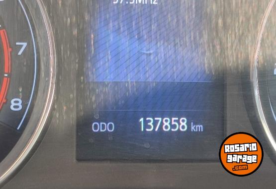 Autos - Toyota Xei 2017 GNC 138000Km - En Venta