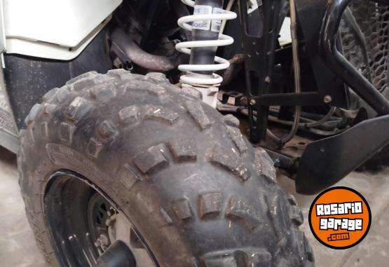 Cuatris y UTVs - Polaris Trail blazer automático 2013 Diesel 600Km - En Venta