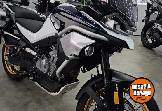 Motos - CF 800MT EXPLORE EDITION 2025 Nafta 0Km - En Venta