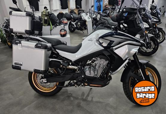 Motos - CF 800MT EXPLORE EDITION 2025 Nafta 0Km - En Venta