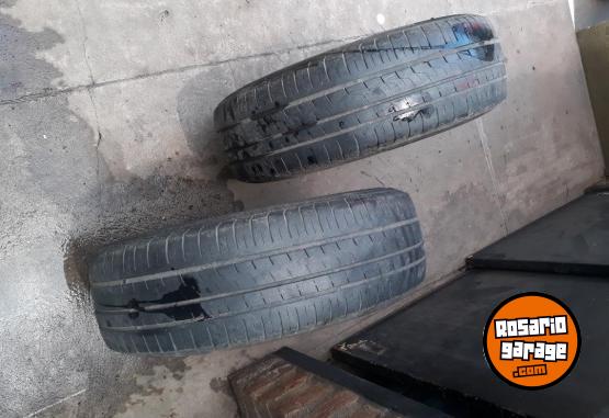 Accesorios para Autos - Vendo 1 cubiertas buena - En Venta