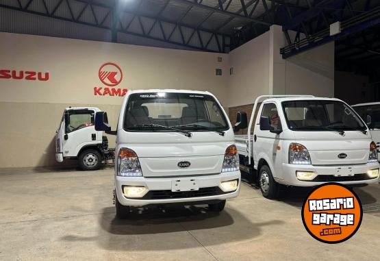 Camiones y Gr�as - KAMA X1 CABINA SIMPLE DIESEL con CAJA DE CARGA 0Km My2026 Para 3 Ton. DISPONIBLES! Financia Bco. Santander. Ac�rcate a ORIO HNOS, SAN GENARO, concesionario oficial DFM, JMC, ISUZU, KAMA Camiones - En Venta