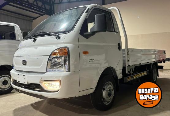 Camiones y Gr�as - KAMA X1 CABINA SIMPLE DIESEL con CAJA DE CARGA 0Km My2026 Para 3 Ton. DISPONIBLES! Financia Bco. Santander. Ac�rcate a ORIO HNOS, SAN GENARO, concesionario oficial DFM, JMC, ISUZU, KAMA Camiones - En Venta