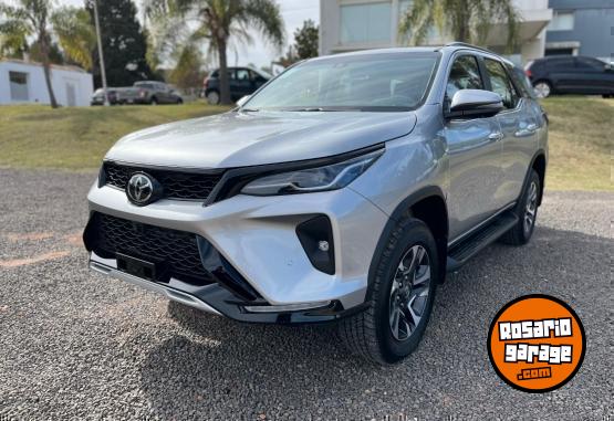 Camionetas - Toyota SW4 SRX 4X4 AT 7AS 2025 Diesel 0Km - En Venta