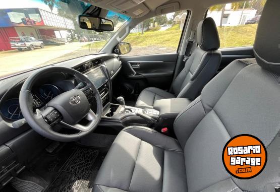 Camionetas - Toyota SW4 SRX 4X4 AT 7AS 2025 Diesel 0Km - En Venta