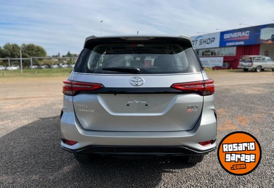 Camionetas - Toyota SW4 SRX 4X4 AT 7AS 2025 Diesel 0Km - En Venta