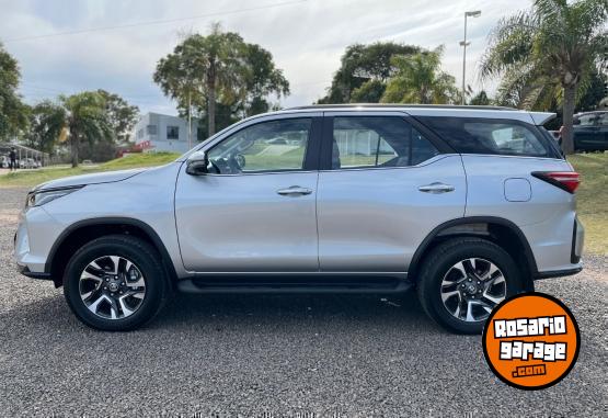 Camionetas - Toyota SW4 SRX 4X4 AT 7AS 2025 Diesel 0Km - En Venta