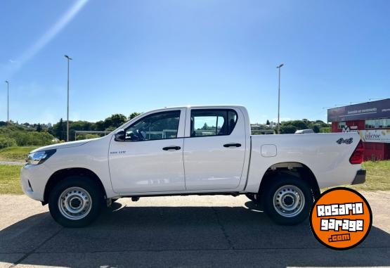 Camionetas - Toyota HILUX 2.4 DX 2026 Diesel 0Km - En Venta