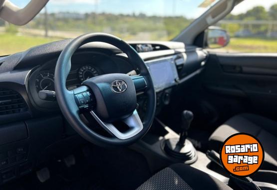 Camionetas - Toyota HILUX 2.4 DX 2026 Diesel 0Km - En Venta