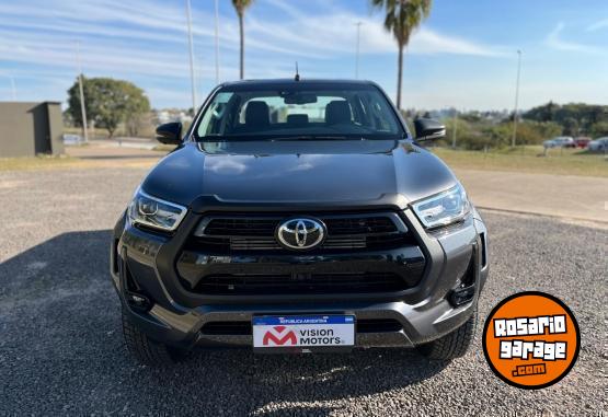 Camionetas - Toyota HILUX 2.8 SRX AT 2025 Diesel 0Km - En Venta