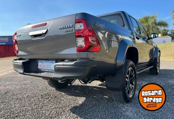 Camionetas - Toyota HILUX 2.8 SRX AT 2025 Diesel 0Km - En Venta