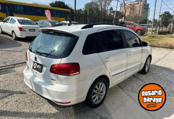 Autos - Volkswagen SURAN 1.6 HIGHLINE 2015 Nafta - En Venta