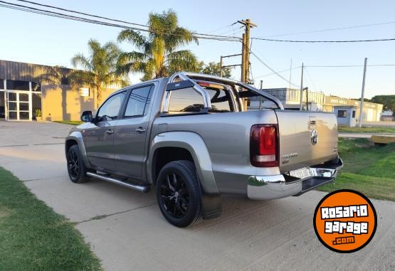 Camionetas - Volkswagen Amarok V6 Highline 3.0L 2021 Diesel 175125Km - En Venta