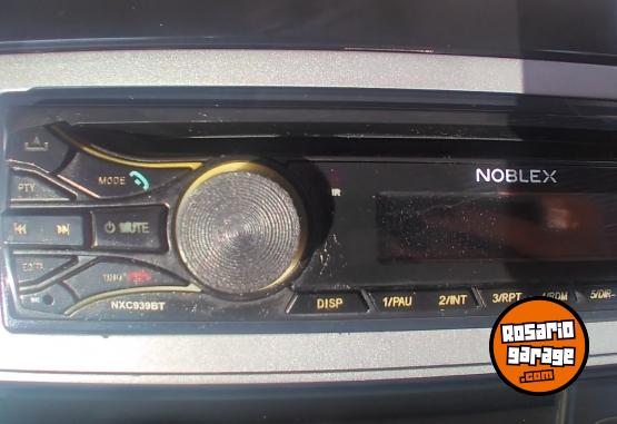 Accesorios para Autos - Vendo Estéreo de Gol Trend 2013 Original - En Venta