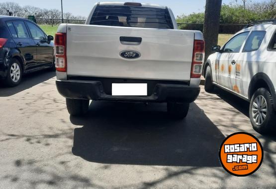Camionetas - Ford Ranger XL 2.2L DC 4x2 2017 Diesel 179000Km - En Venta