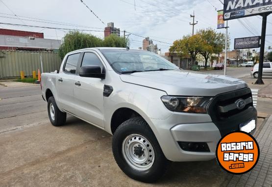 Camionetas - Ford Ranger XL 2.2L DC 4x2 2017 Diesel 179000Km - En Venta