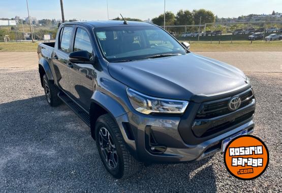 Camionetas - Toyota HILUX 2.8 4X4 SRX AT 2025 Diesel 0Km - En Venta