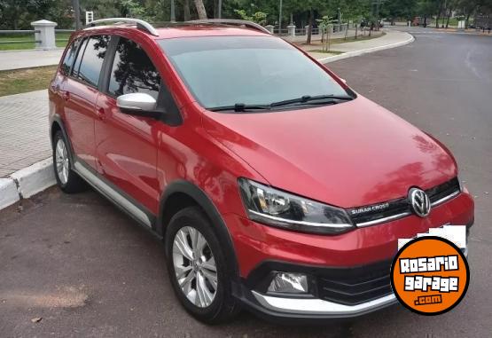 Autos - Volkswagen Suran Cross 1.6  Highline 2017 Nafta 73000Km - En Venta