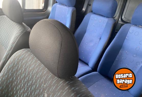 Utilitarios - Renault Kangoo 2 1.6 2015 Nafta 156000Km - En Venta