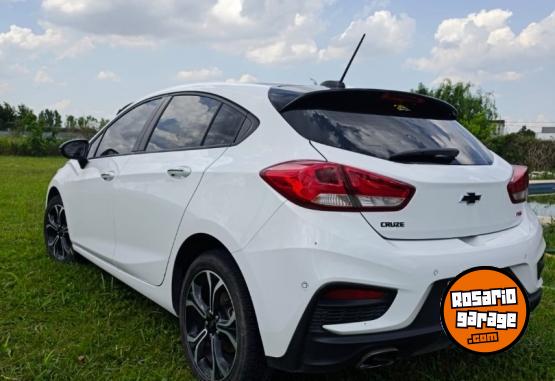 Autos - Chevrolet 2023 CHEVROLET CRUZ RS 2023 Nafta 43000Km - En Venta