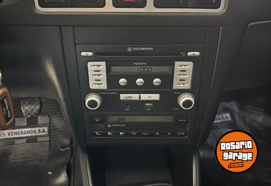 Autos - Volkswagen BORA 2009 GNC 180000Km - En Venta