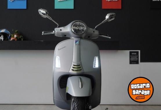 Motos - Vespa GTS 300 Super Tech 2026 Nafta 0Km - En Venta
