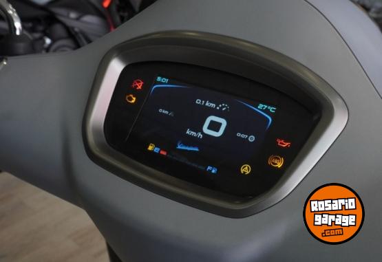 Motos - Vespa GTS 300 Super Tech 2026 Nafta 0Km - En Venta