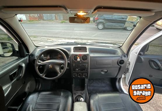 Utilitarios - Peugeot Partner Confort 2018 HDI 2018 Diesel 90000Km - En Venta