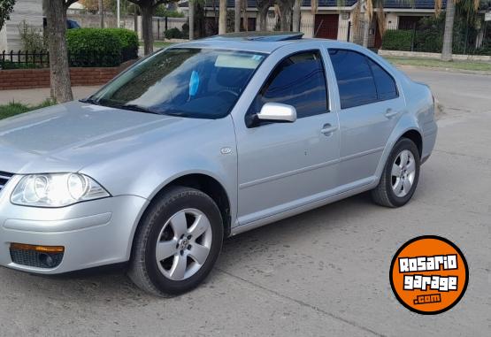 Autos - Volkswagen BORA 2.0 TRENDLINE 2013 GNC 145000Km - En Venta