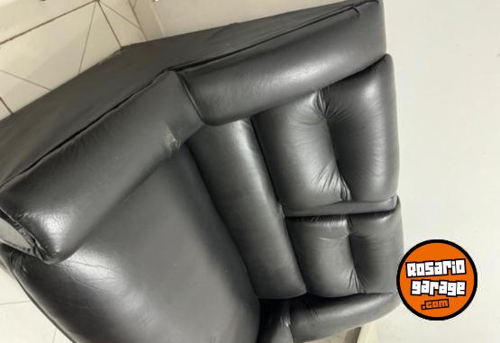 Hogar - Sill�n de cuero sint�tico bicuerpo negro - En Venta